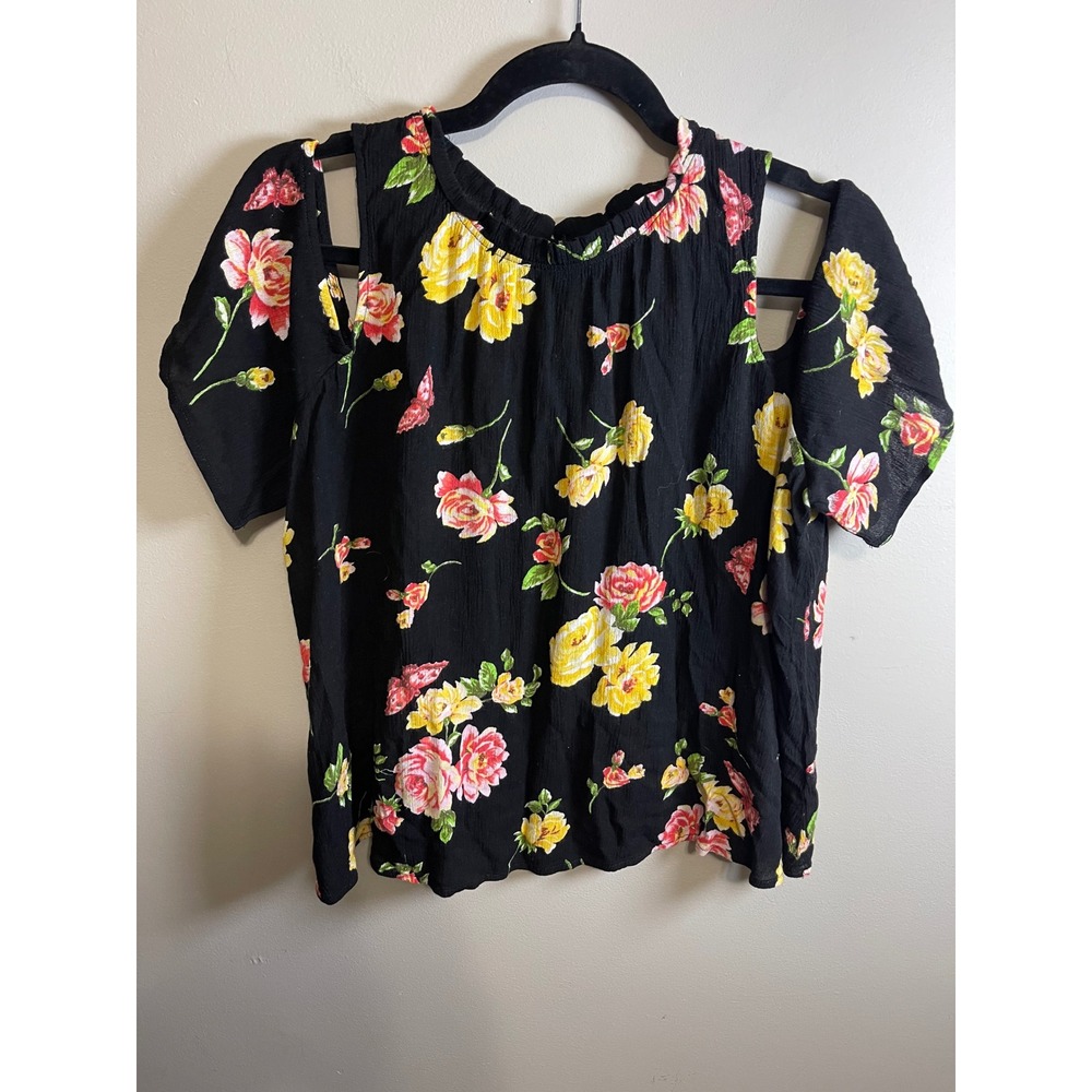 Love Fire Black Floral Cold Shoulder Blouse Top coquette chic breezy casual
